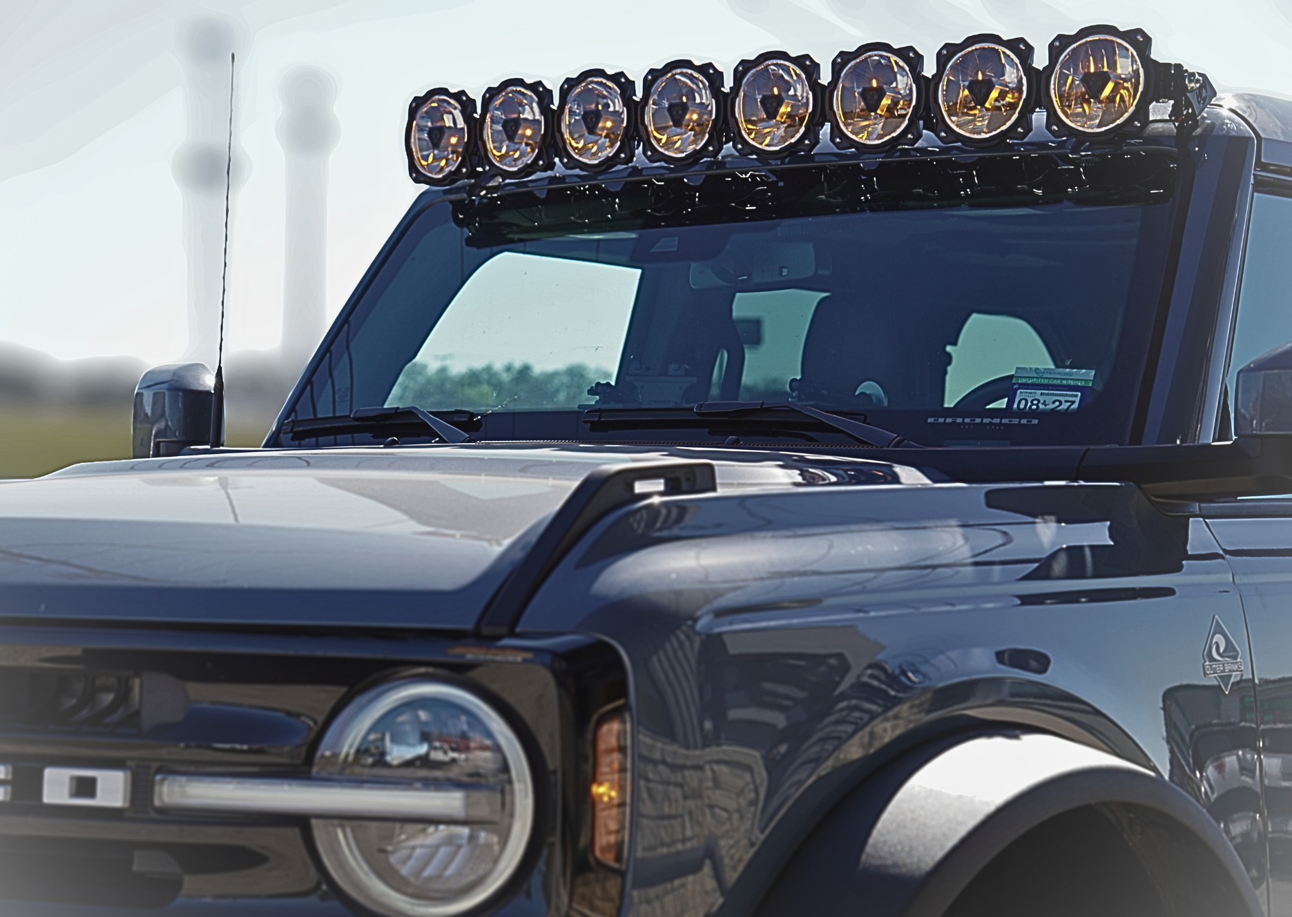 Gallery Image | Texas Complete Bronco