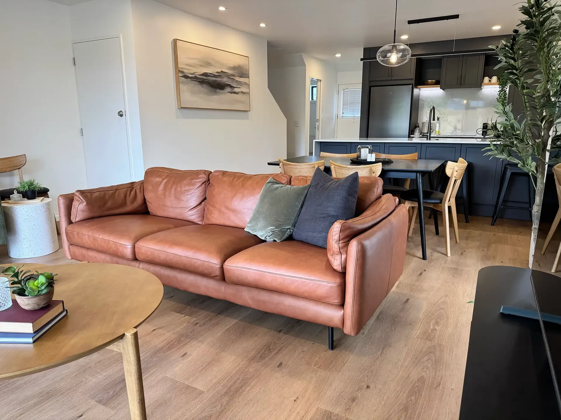 Luxury Accommodation | The Kings Domain | Blenheim CBD, Marlborough, NZ