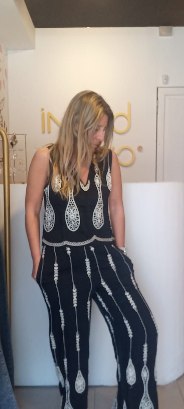 Conjunto lino bordado