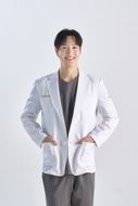 Dr. Jung Wook Lim, Chief Director — DayBeau Clinic Gangnam