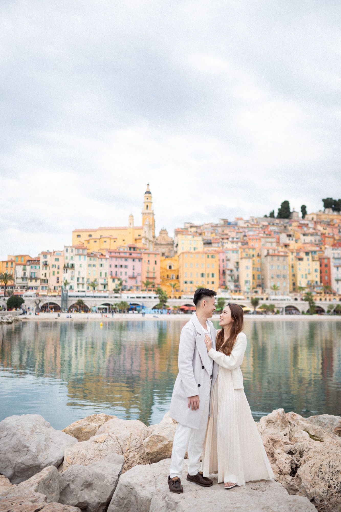 The panoramic viewpoint of Menton's old town used in a couple photoshoot.