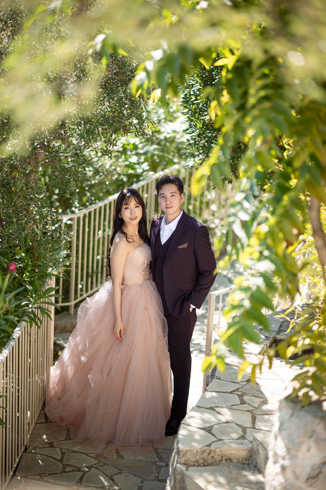 A professional couple portrait taken at the Chevre d'Or