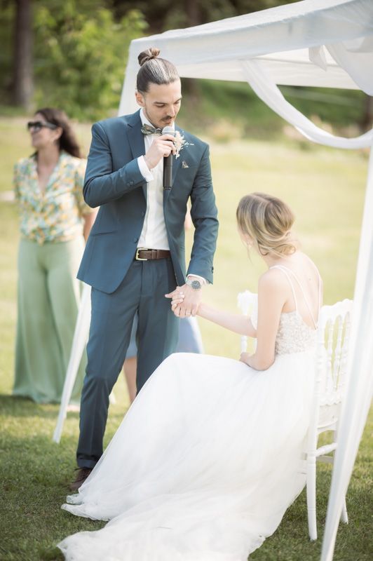 An outdoor wedding ceremony at Domaine de Glandeve, Entrevaux