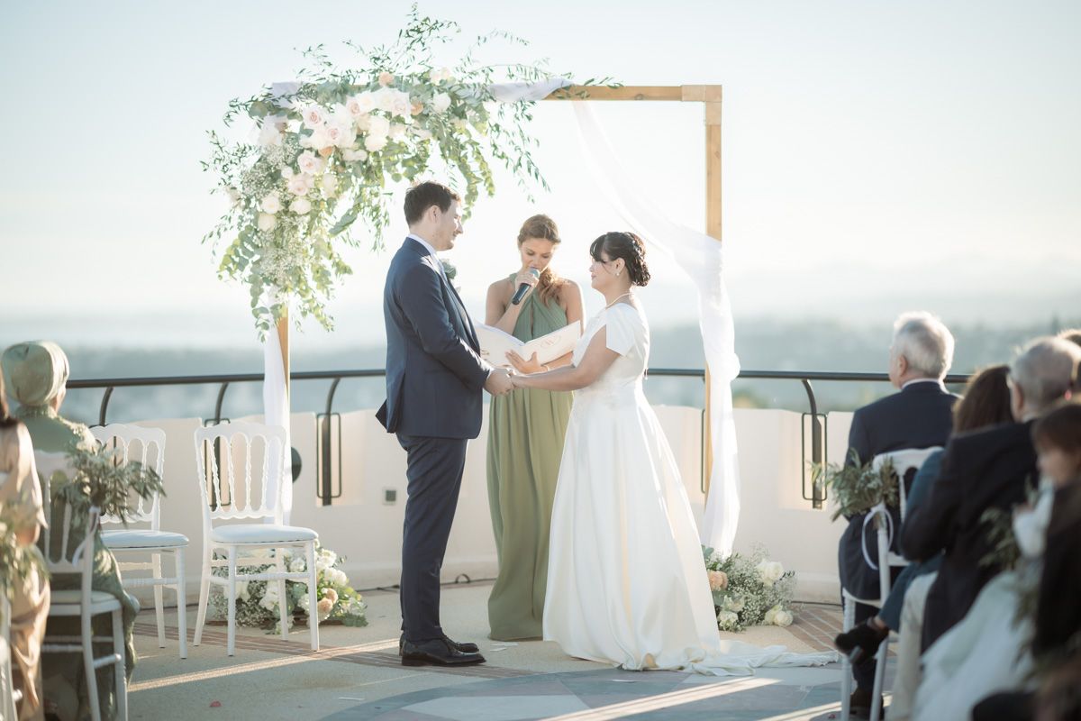 exchange of vows at chateau crémât