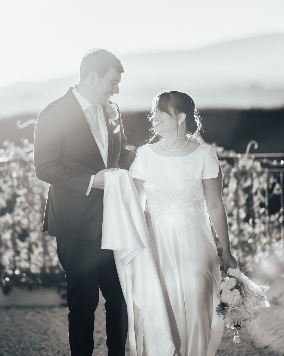 a couple photo session during sunset at Chateau Crémat