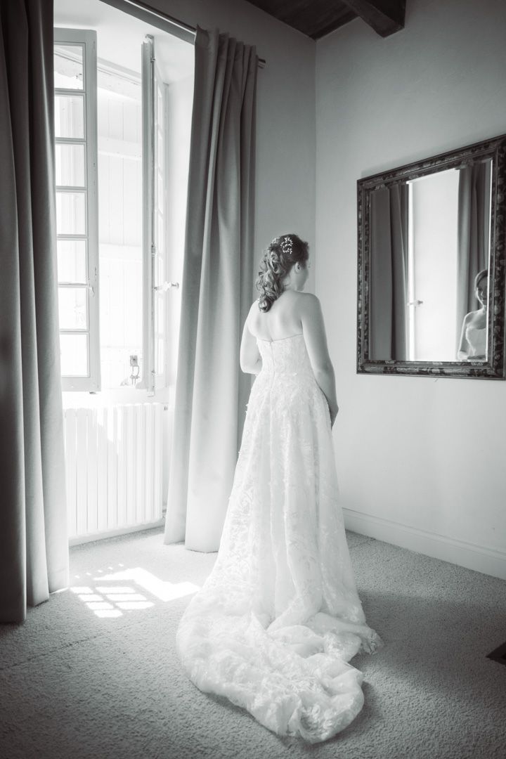 domaine les gaillardoux bridal portrait