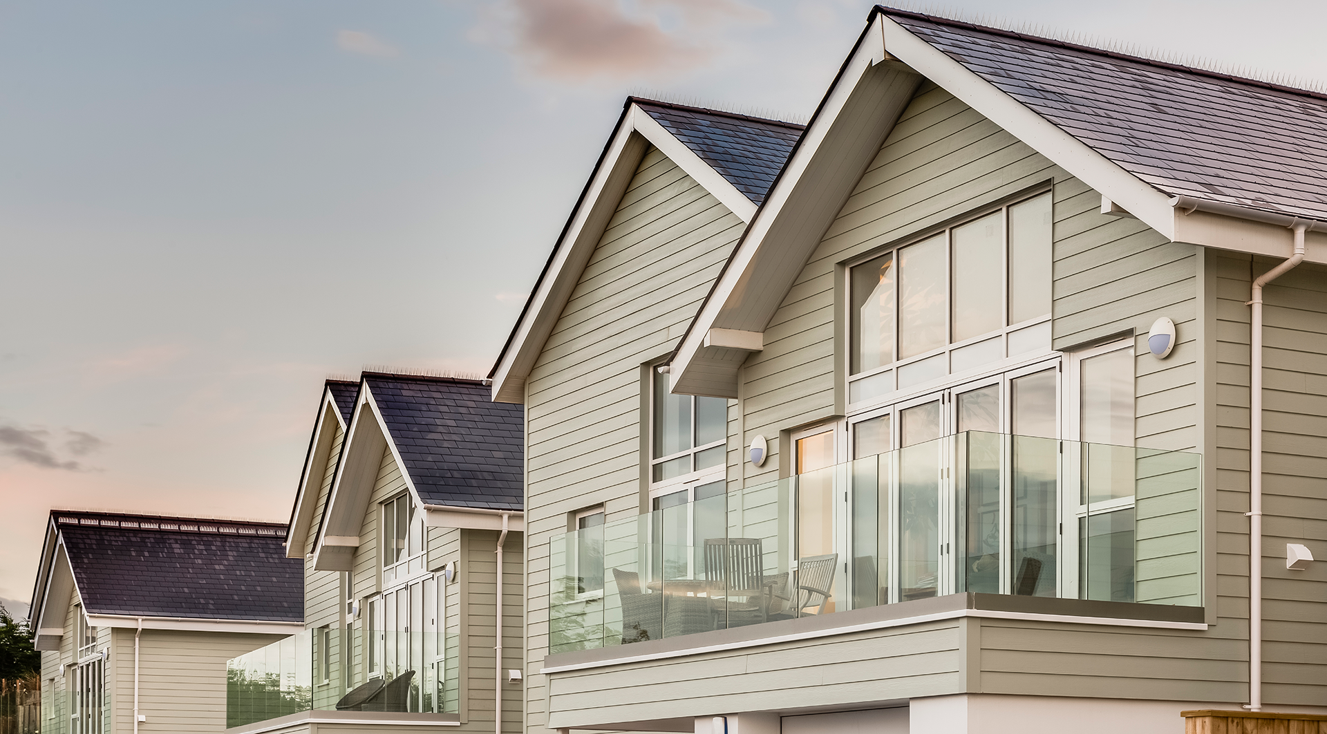 Plank Cedar Soft Green House