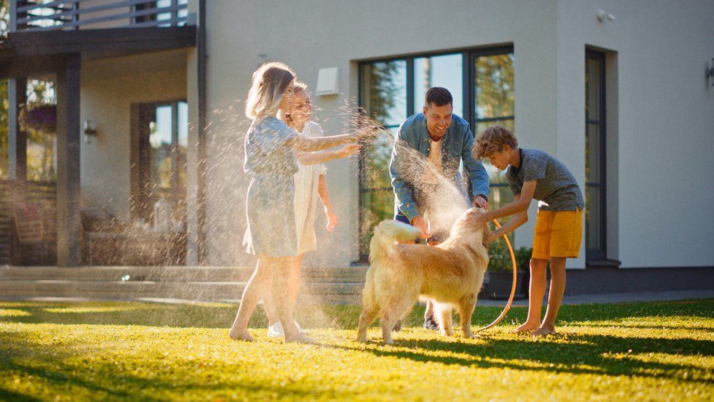 Client Signs Home Loan — Mortgage Brokers In Mundingburra, QLD