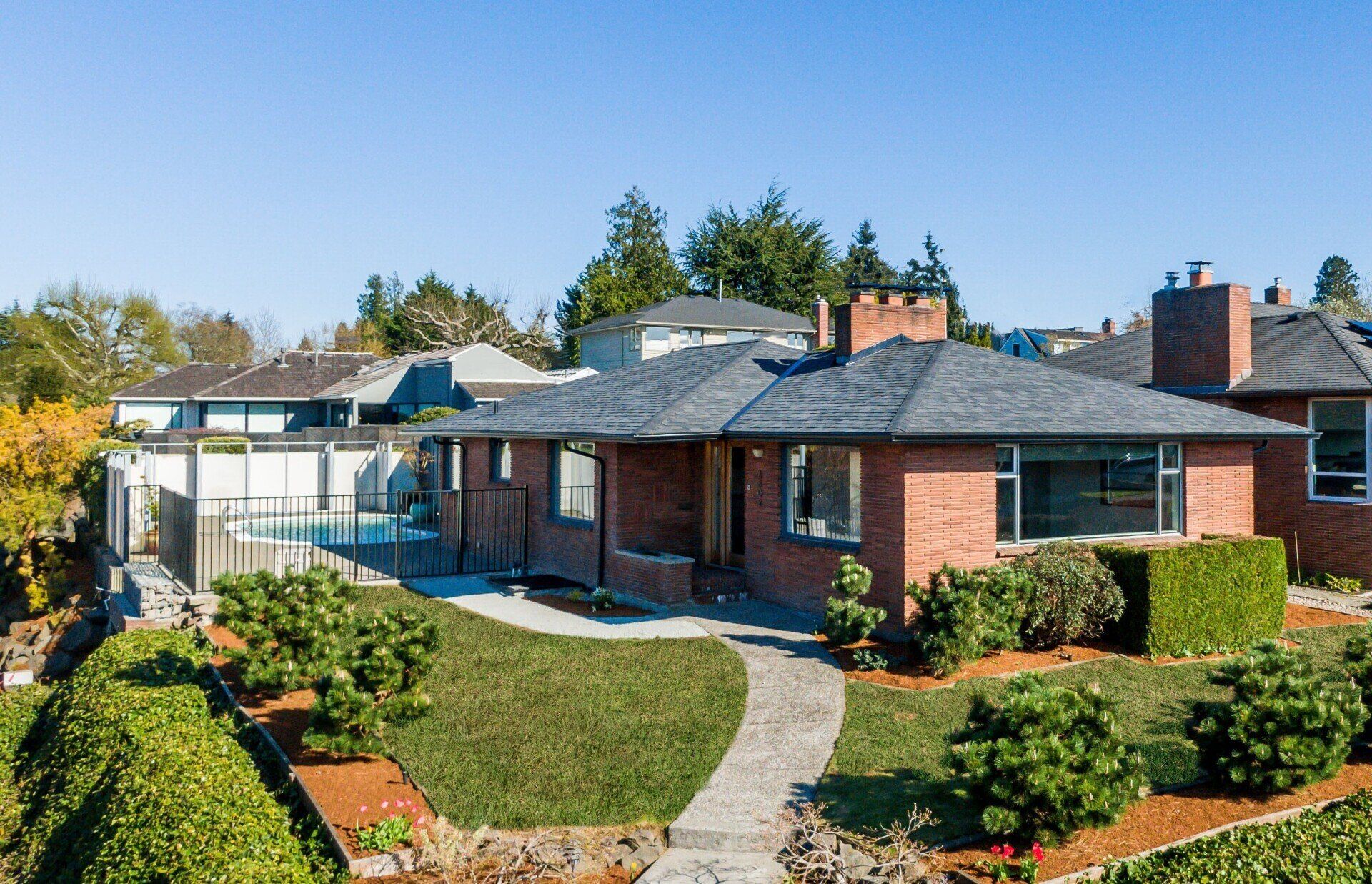 3802 55th Ave SW