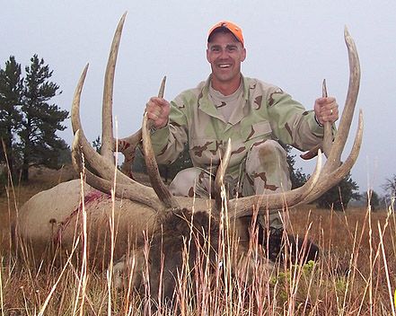 Elk hunting outfitter, elk hunting guide, South Dakota, hunting ranch