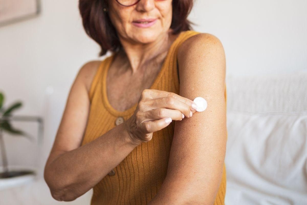 fogachos-menopausa-tratamento-dra-camila-poccetti-ginecologista-sao-paulo