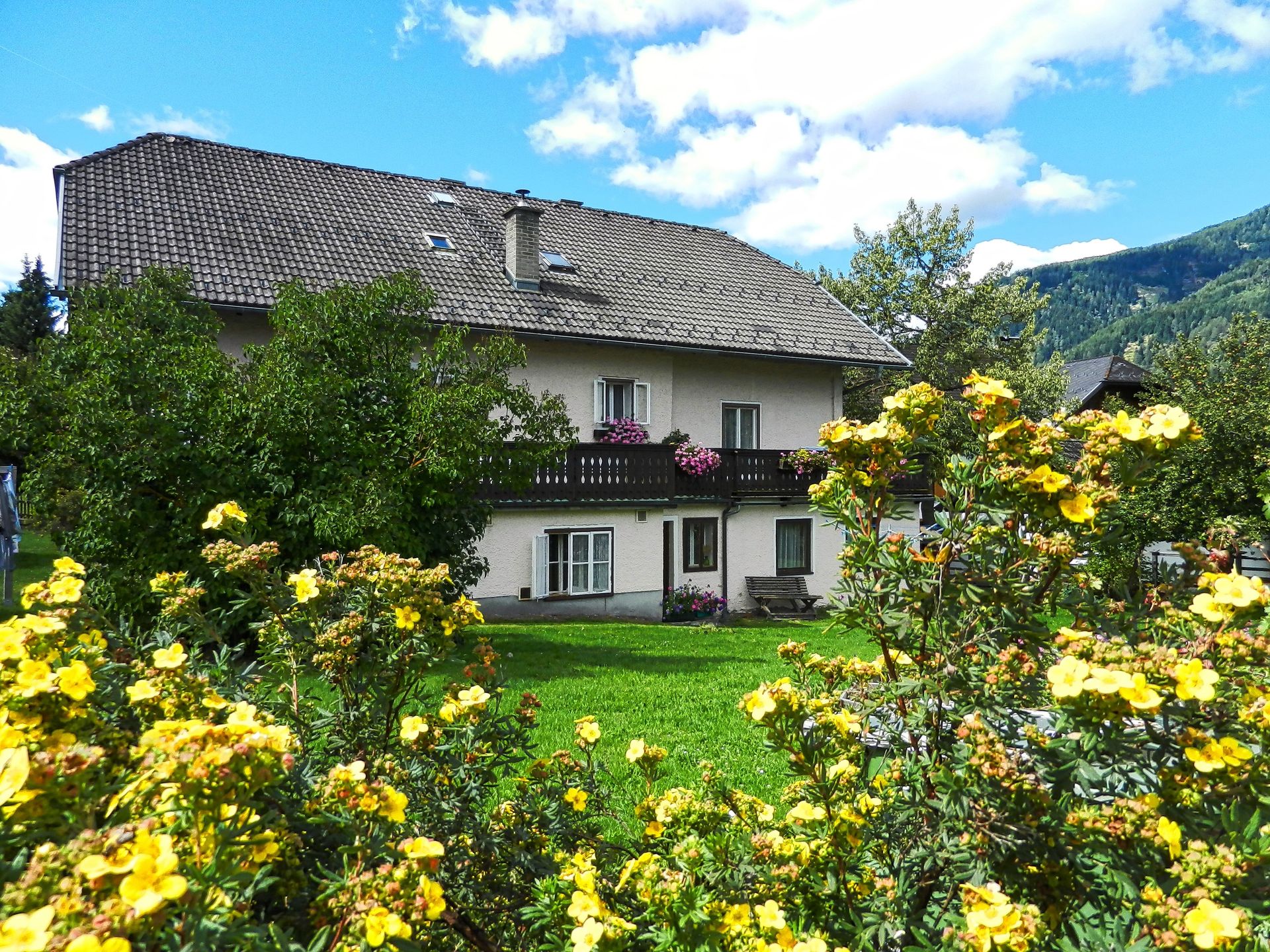 Chalet Mur in summer