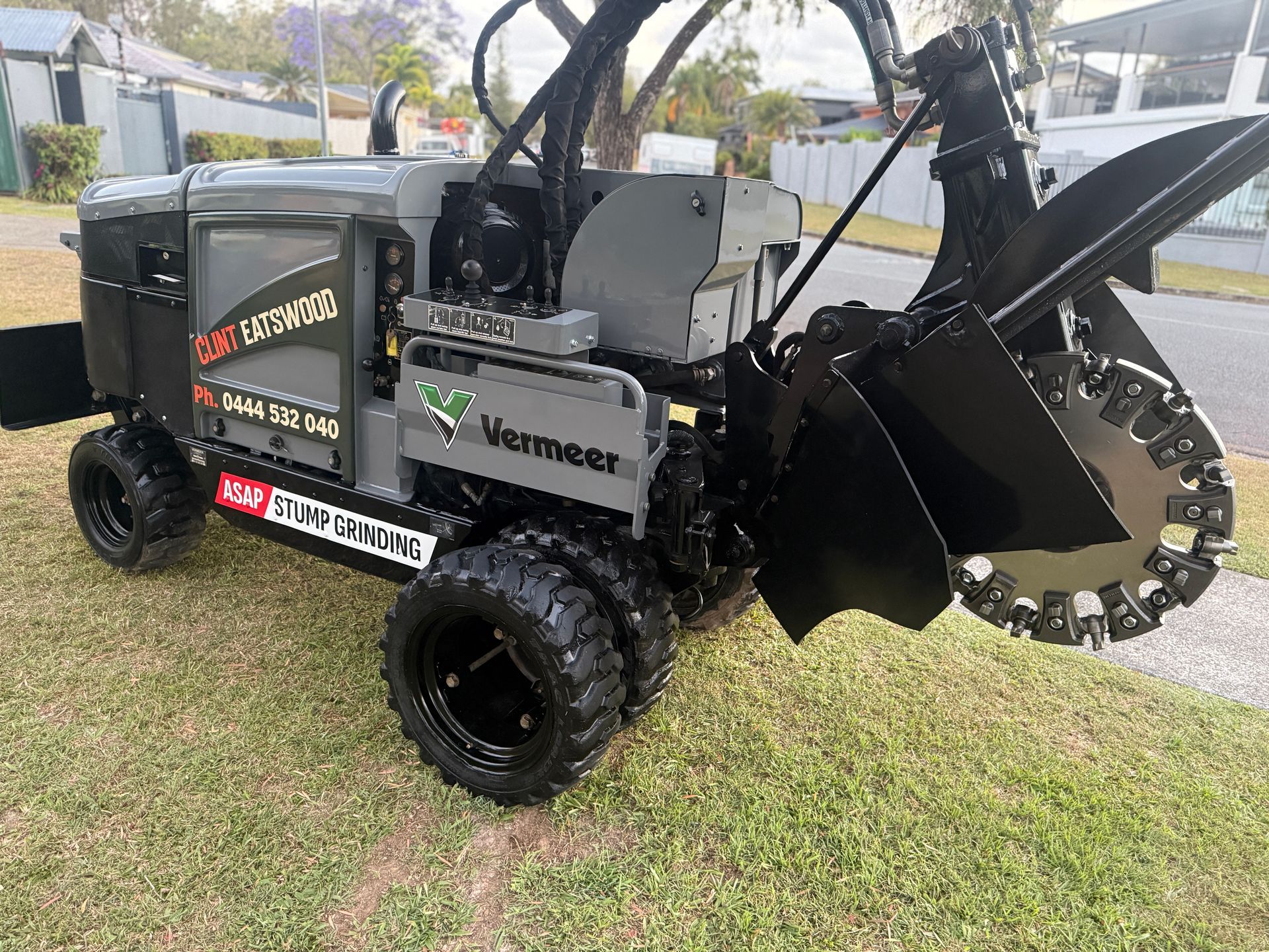 stump grinding Gold Coast