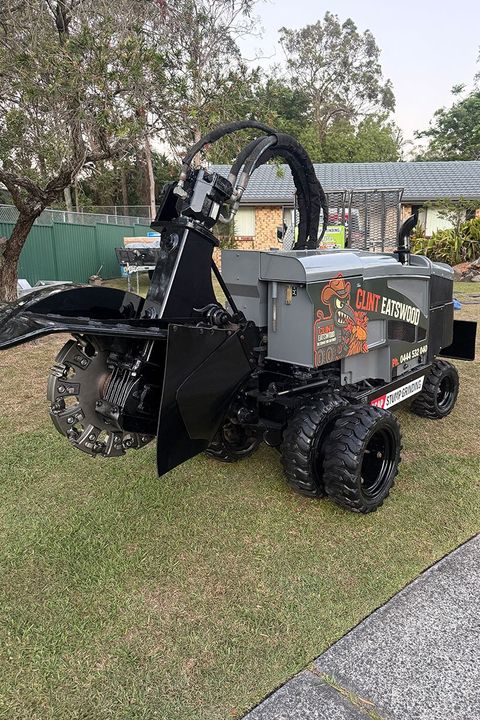 Asap stump grinding in Broadbeach