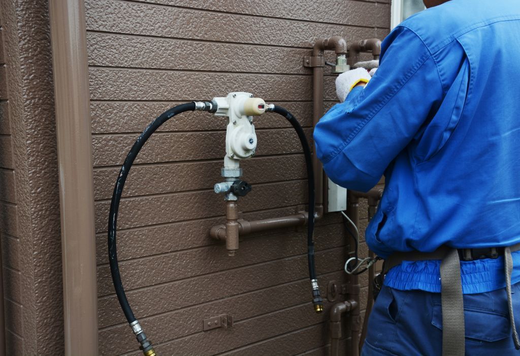gas line installation and repair in Palm Springs