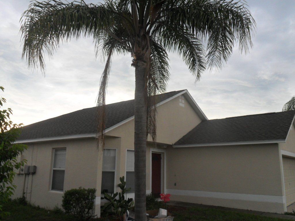 a roof in Florida