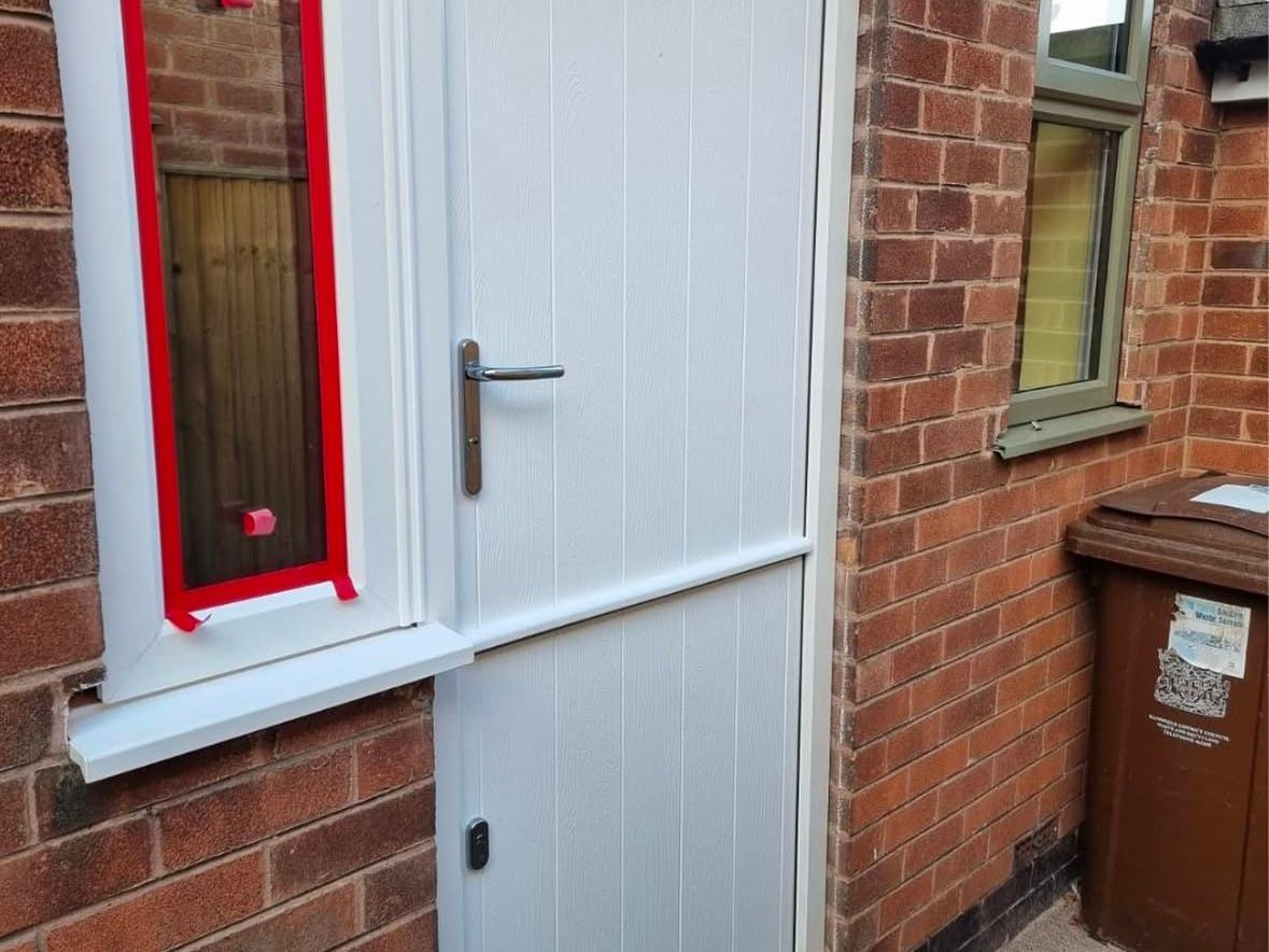 Door spraying before