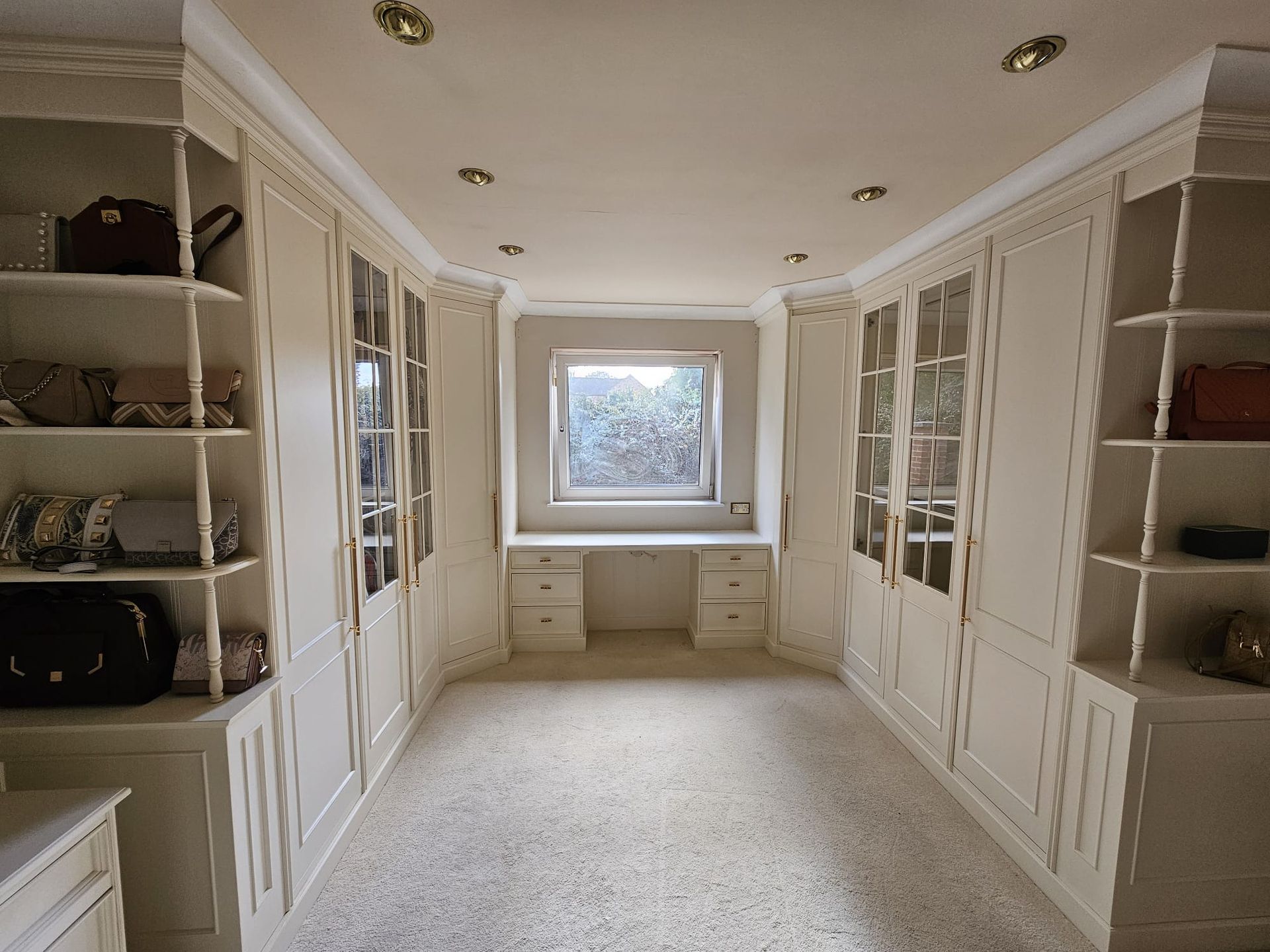ceiling & wall spraying