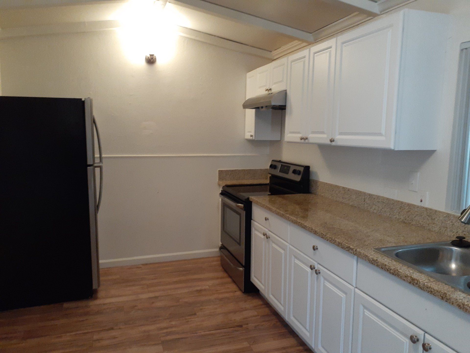1107 Clinton Rd kitchen