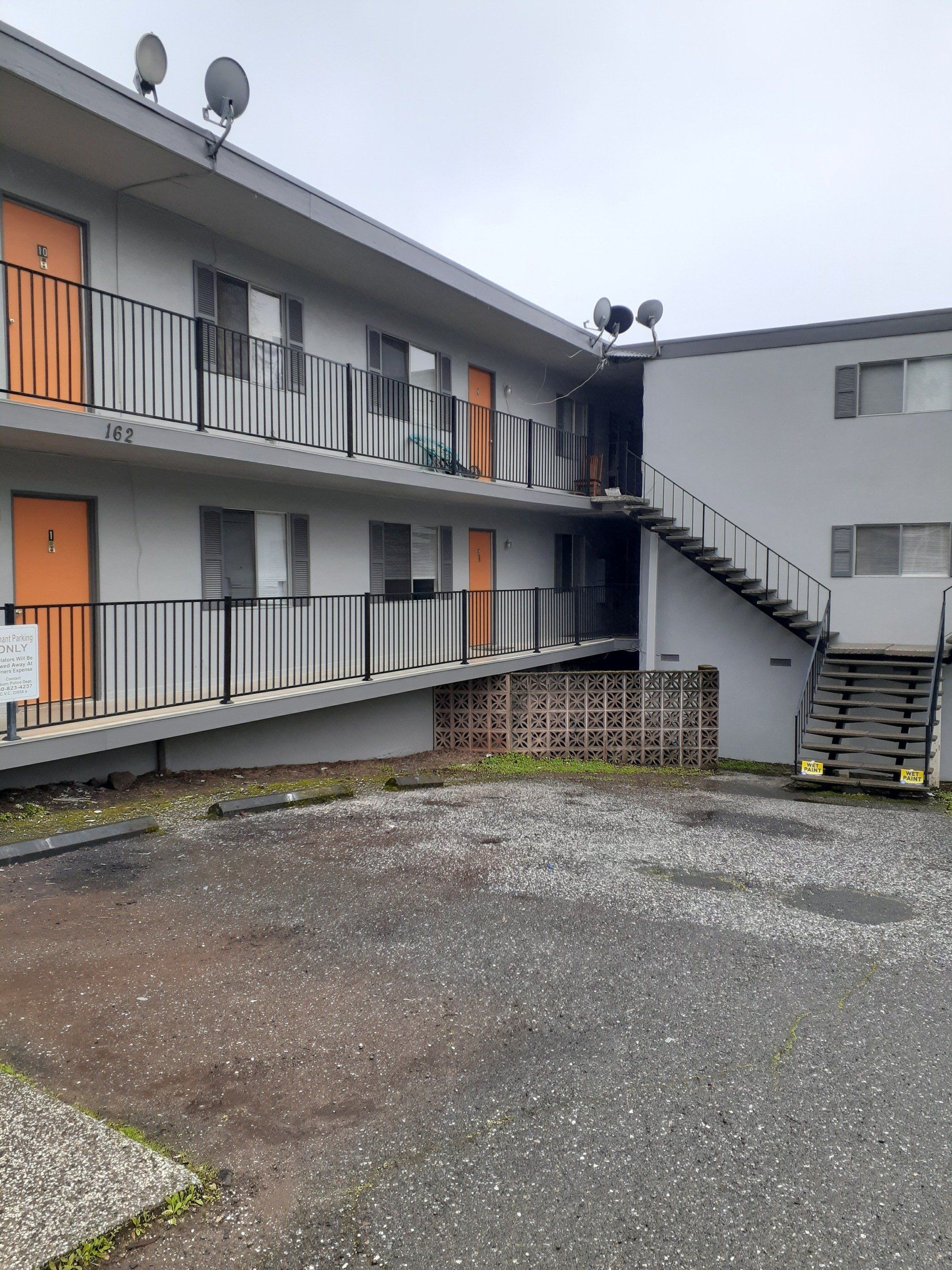 South Land Park Apartments