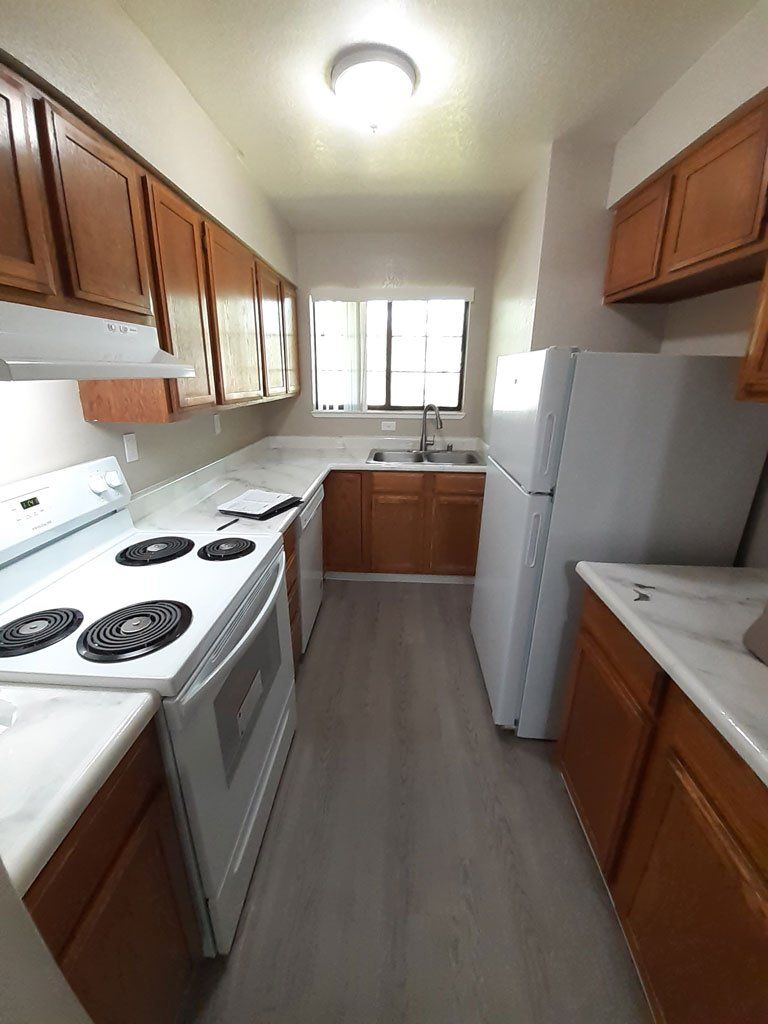 Golden Terrace apartments kitchen