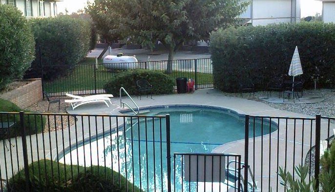 Golden Terrace apartments pool