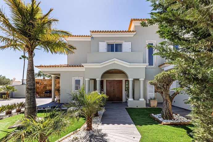 GoldenCoastStays propriedades