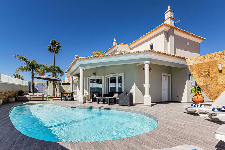 GoldenCoastStays propriedades