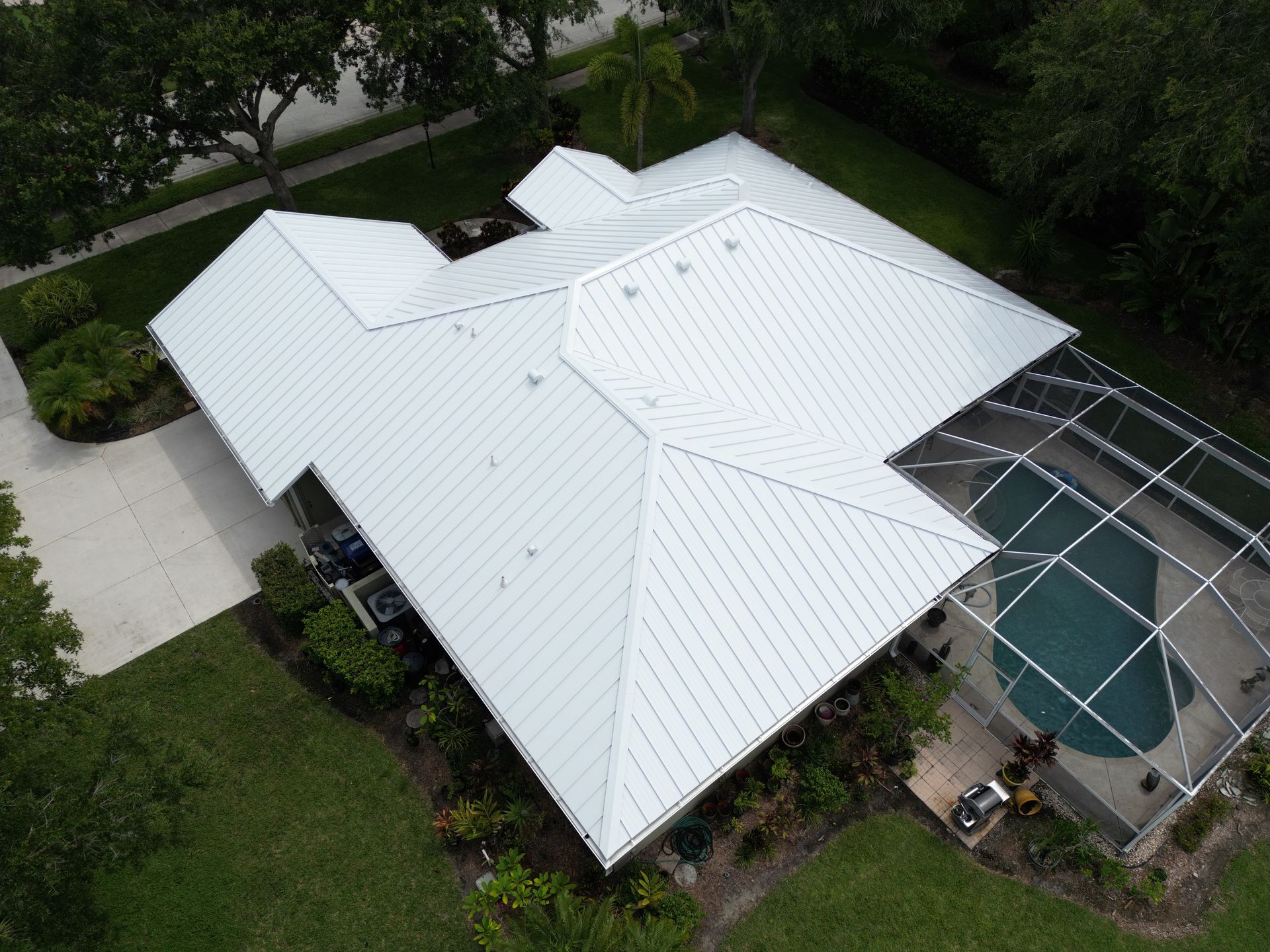 Storm damage roof inspection Seminole FL: documenting hurricane wind and water damage on a Pinellas County home