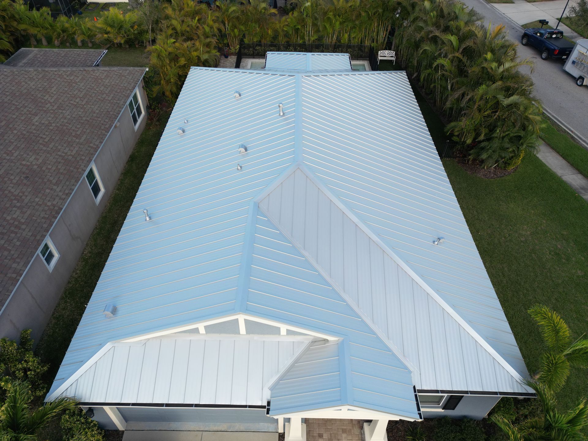Roofing contractor Tampa FL GAF Golden Pledge warranty certificate issued to a Red Truck Roofing customer, GAF Master Elite installer