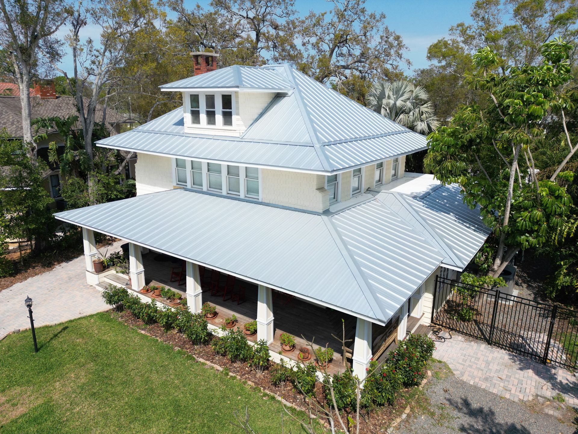 Roofing contractor near you credentials: Red Truck Roofing GAF Master Elite, GAF President's Club, Owens Corning Preferred, BBB A+, USA Today #3 roofer 2024, FRSA member, license CCC1332514