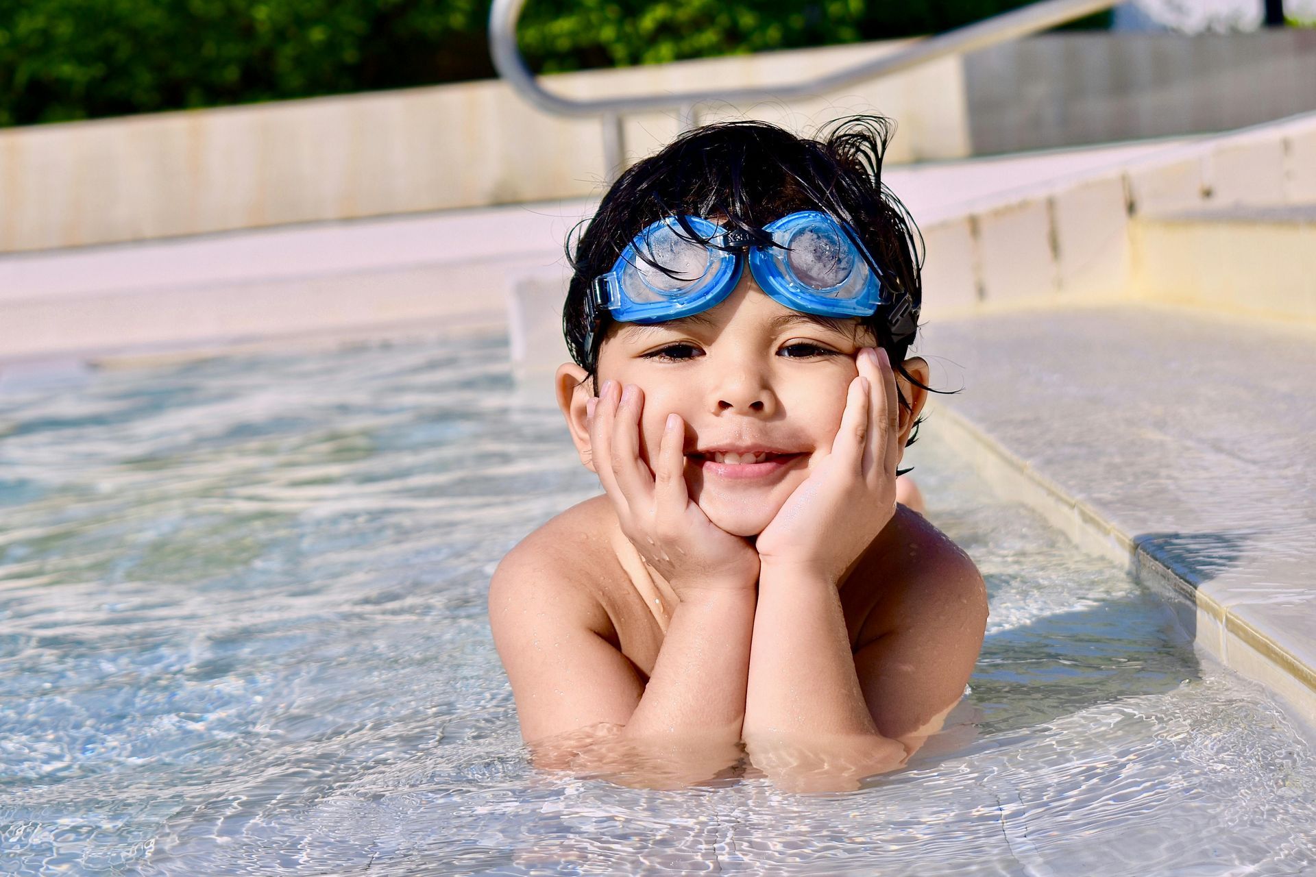 kid shallow pool