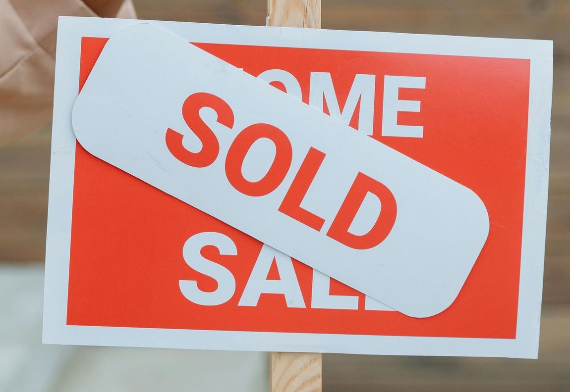 SOLD BY ZORA SOLD BY ZORA