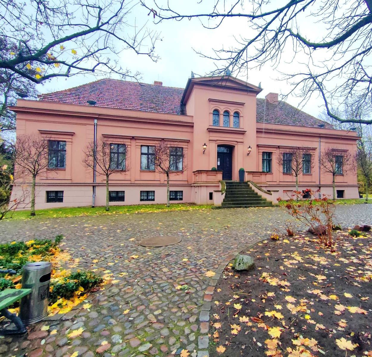 Gutshaus Mahlsdorf, Immobiliengutachter