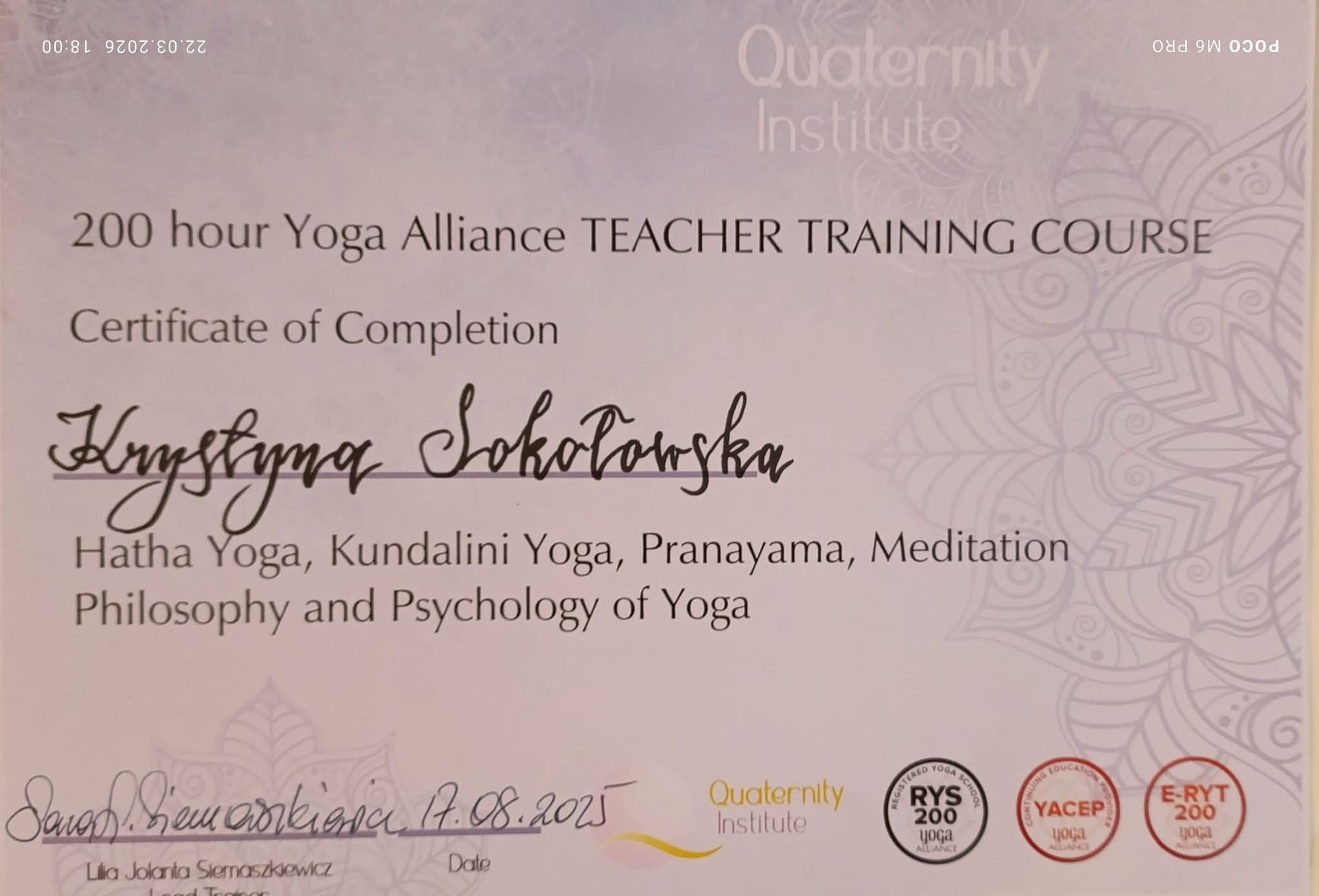 Certyfikat Quaternity Institute potwierdzający ukończenie przez Krystynę Sokołowską 200-godzinnego kursu Yoga Alliance.