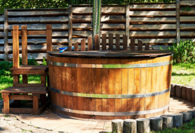 Jacuzzi that needs to be hauled away in Cheyenne