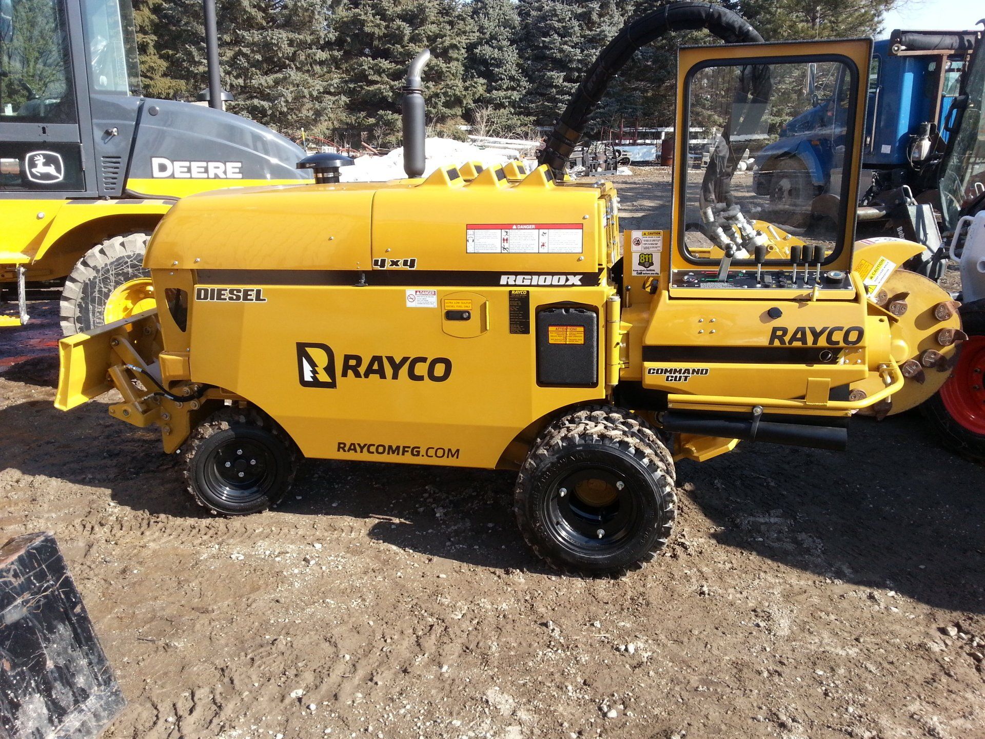 Rayco Tractor — West Middleton, IN — Rice Tree Company Inc.