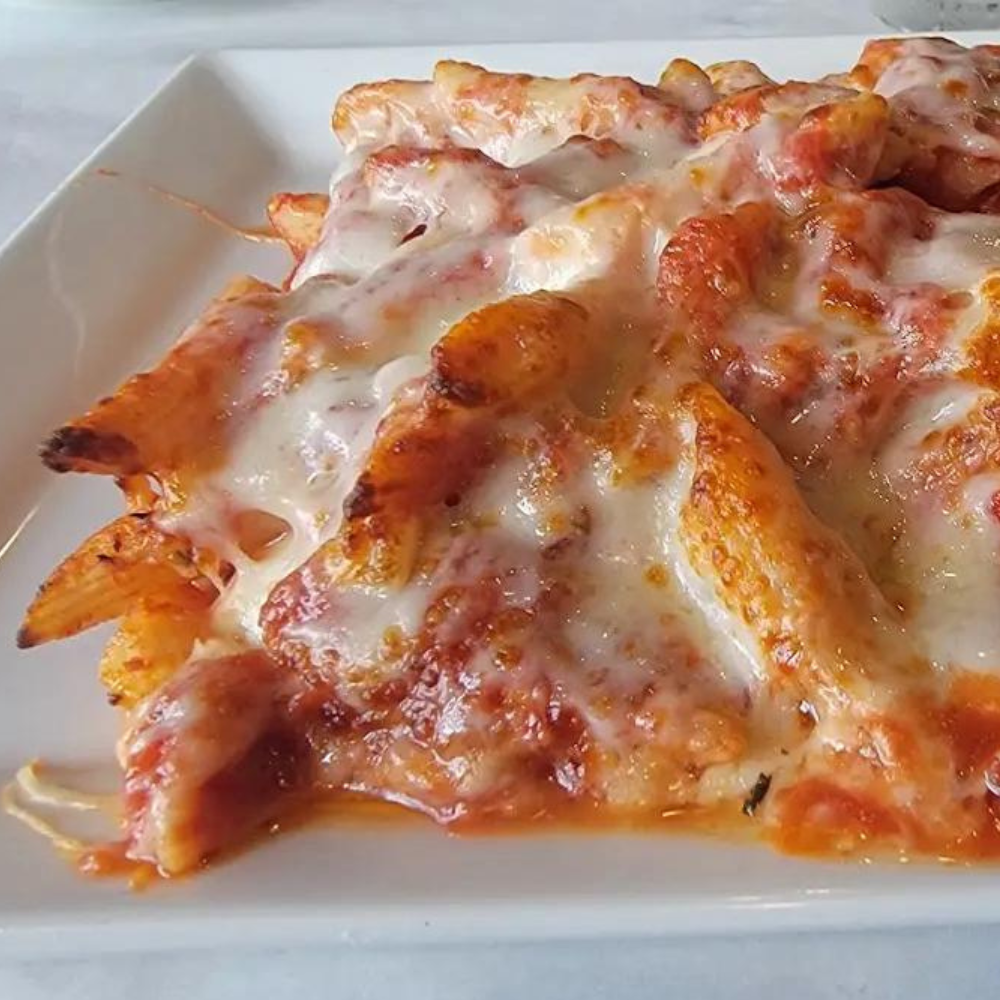 Big Louie’s Pizzeria penne pasta with mozzarella cheese