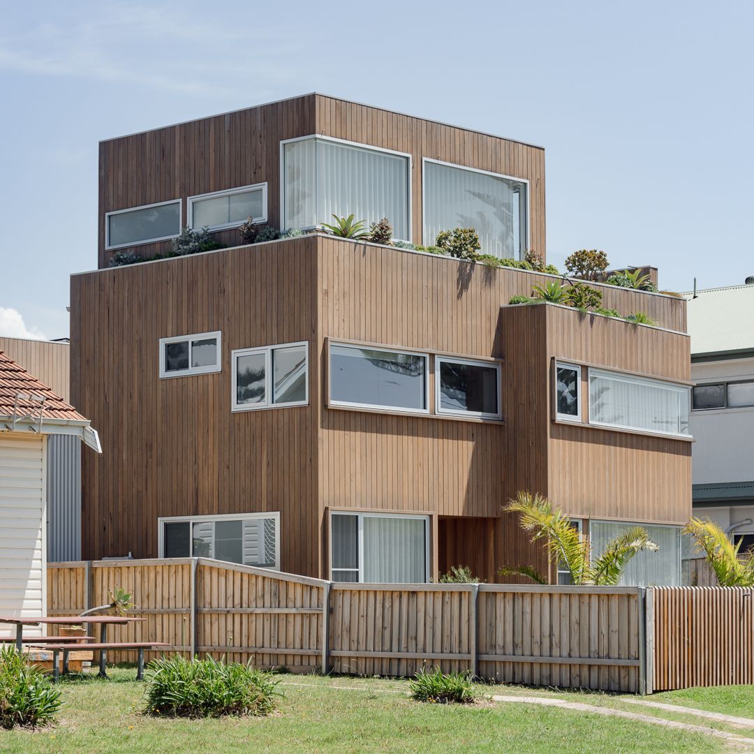 Modern Luxury House with Lit Patio — QBC Constructions In Berry, NSW
