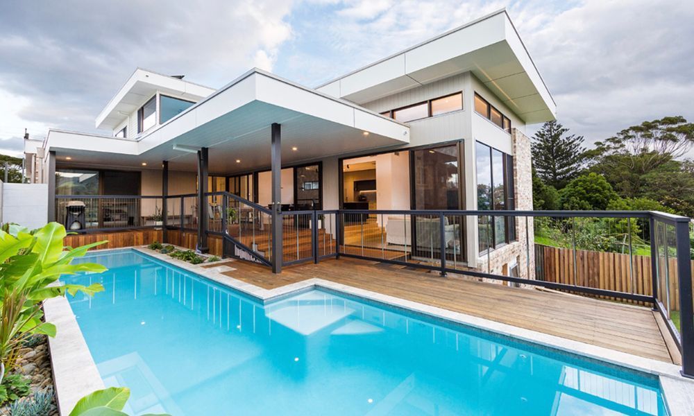 A Large House With a Large Swimming Pool — QBC Constructions In South Coast, NSW