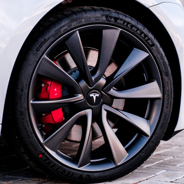 Advancing Eco-Friendly Vehicle Performance and Maintenance