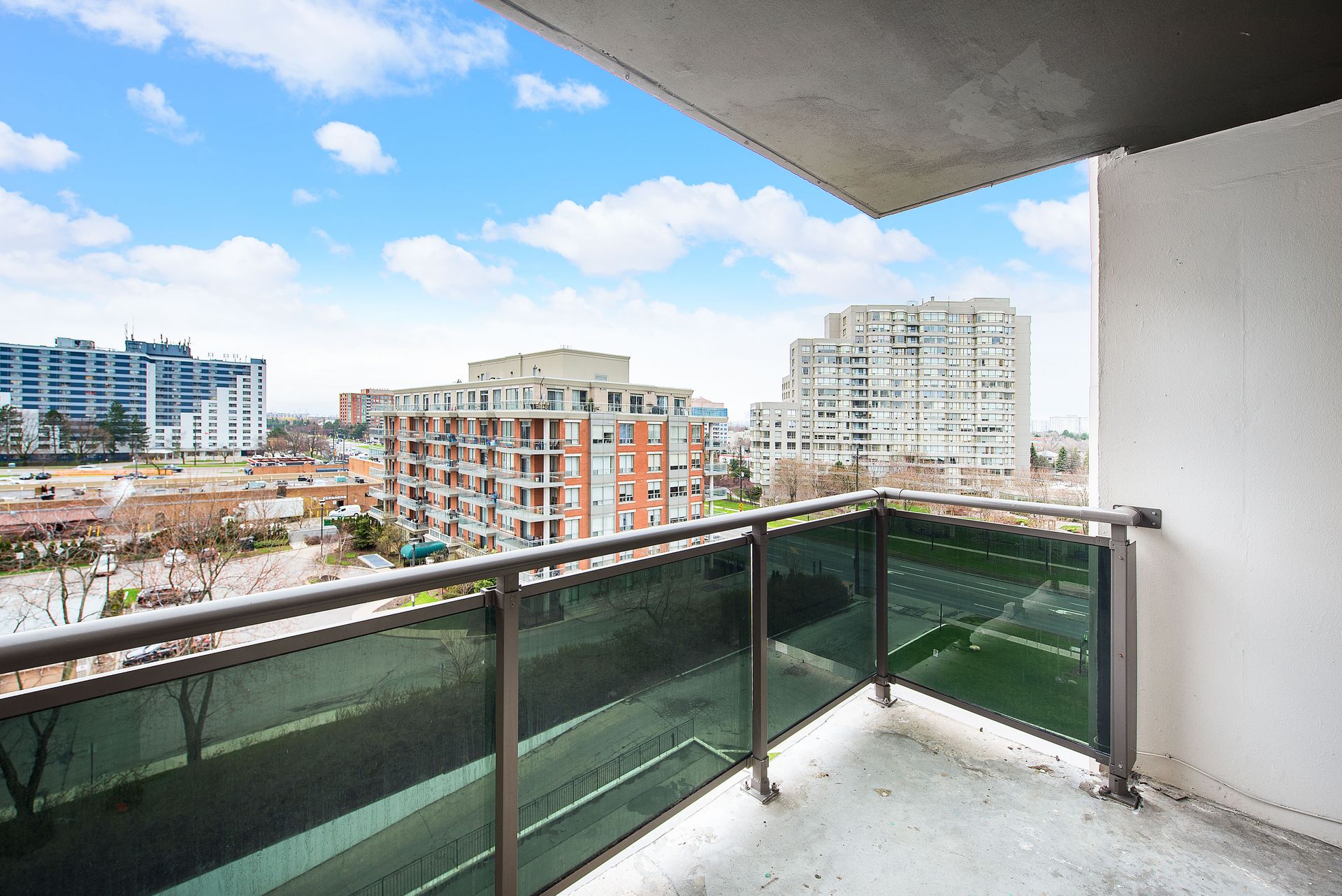 Photo Gallery 765 Steeles Apartments