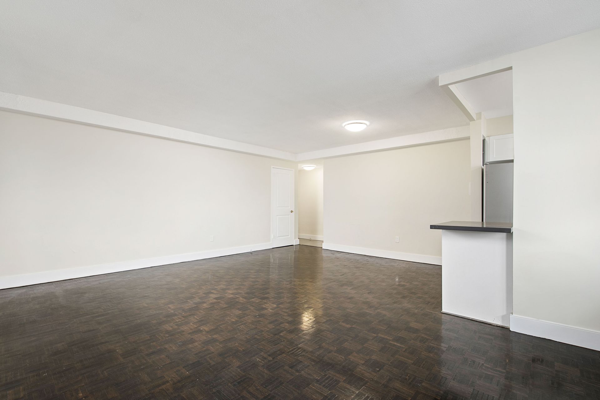 photo-gallery-765-steeles-apartments