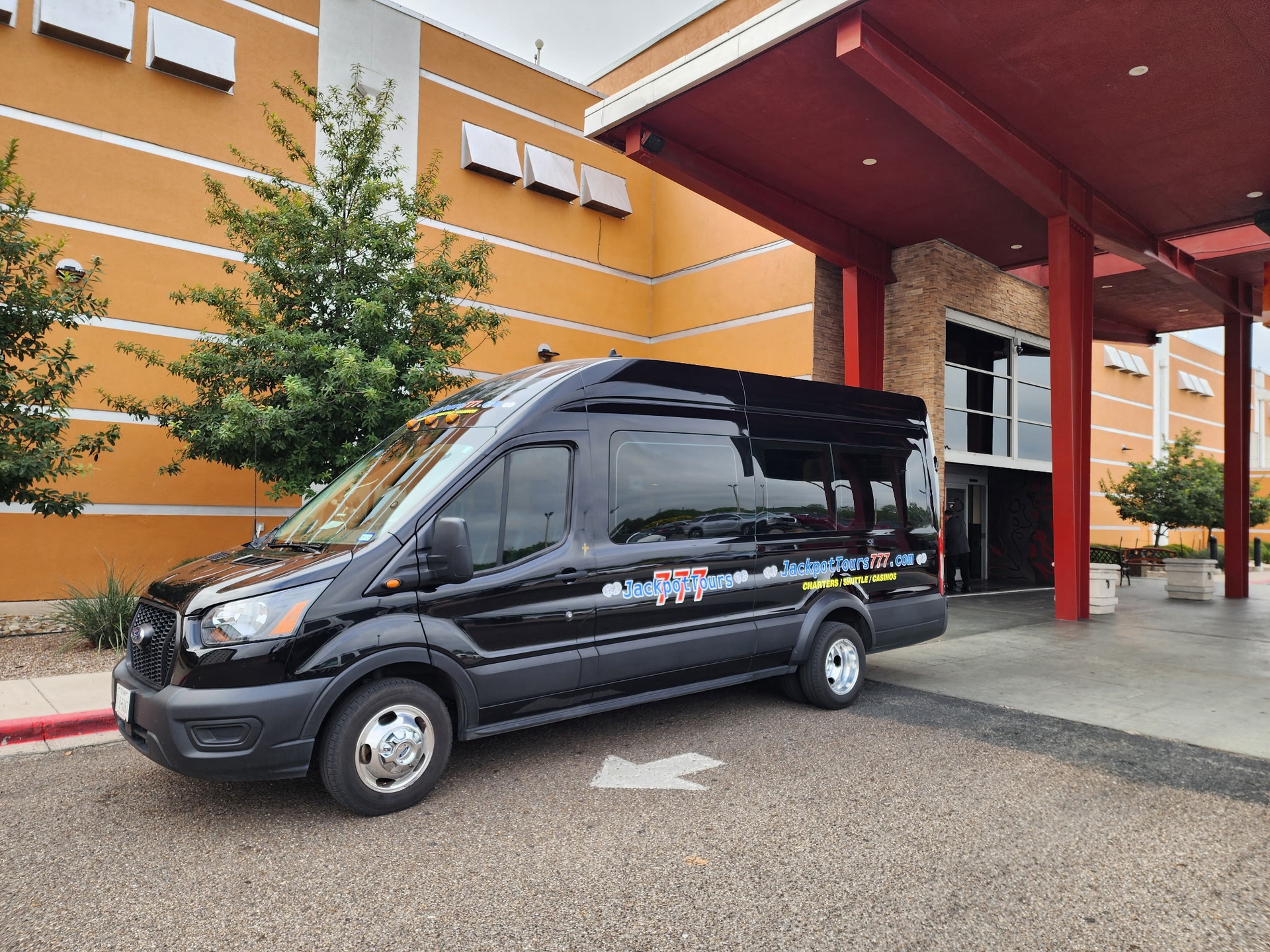 Private charter bus service for groups