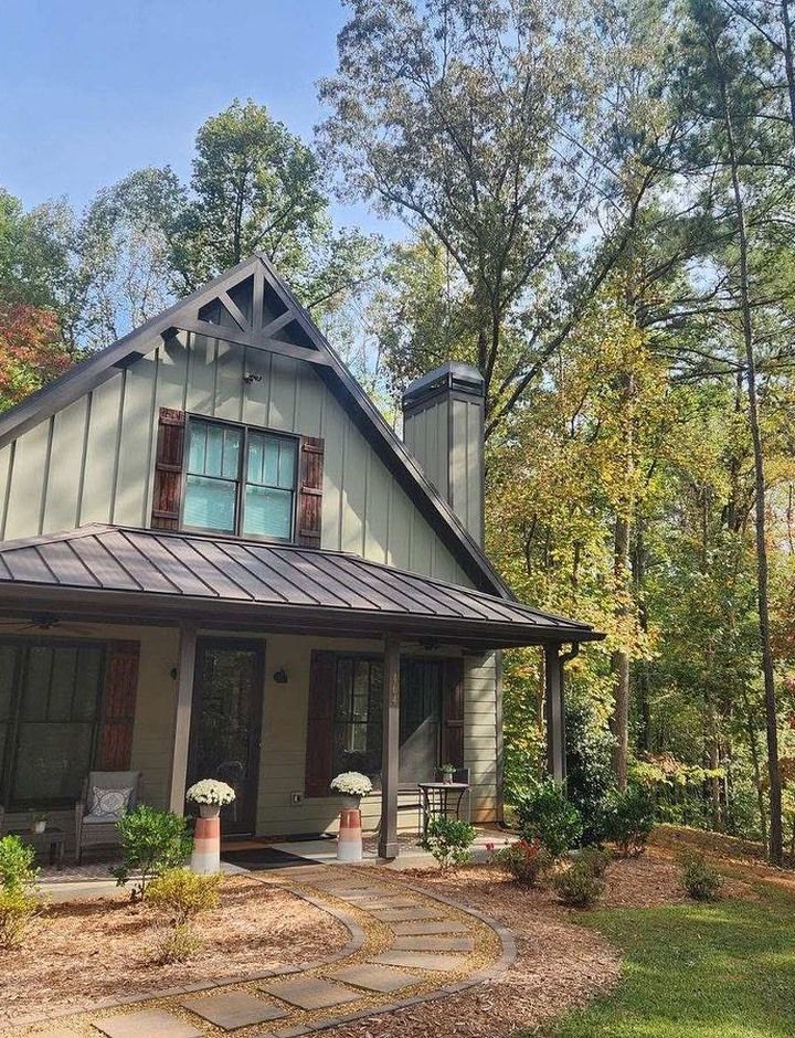 A Grace Valley retreat cottage nestled among the trees