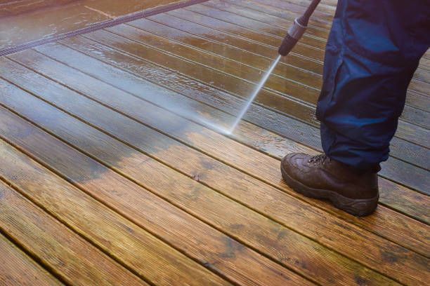 Pressure Washing Decking — Brookeville, MD — Smooth Bore Pressure Washing LLC