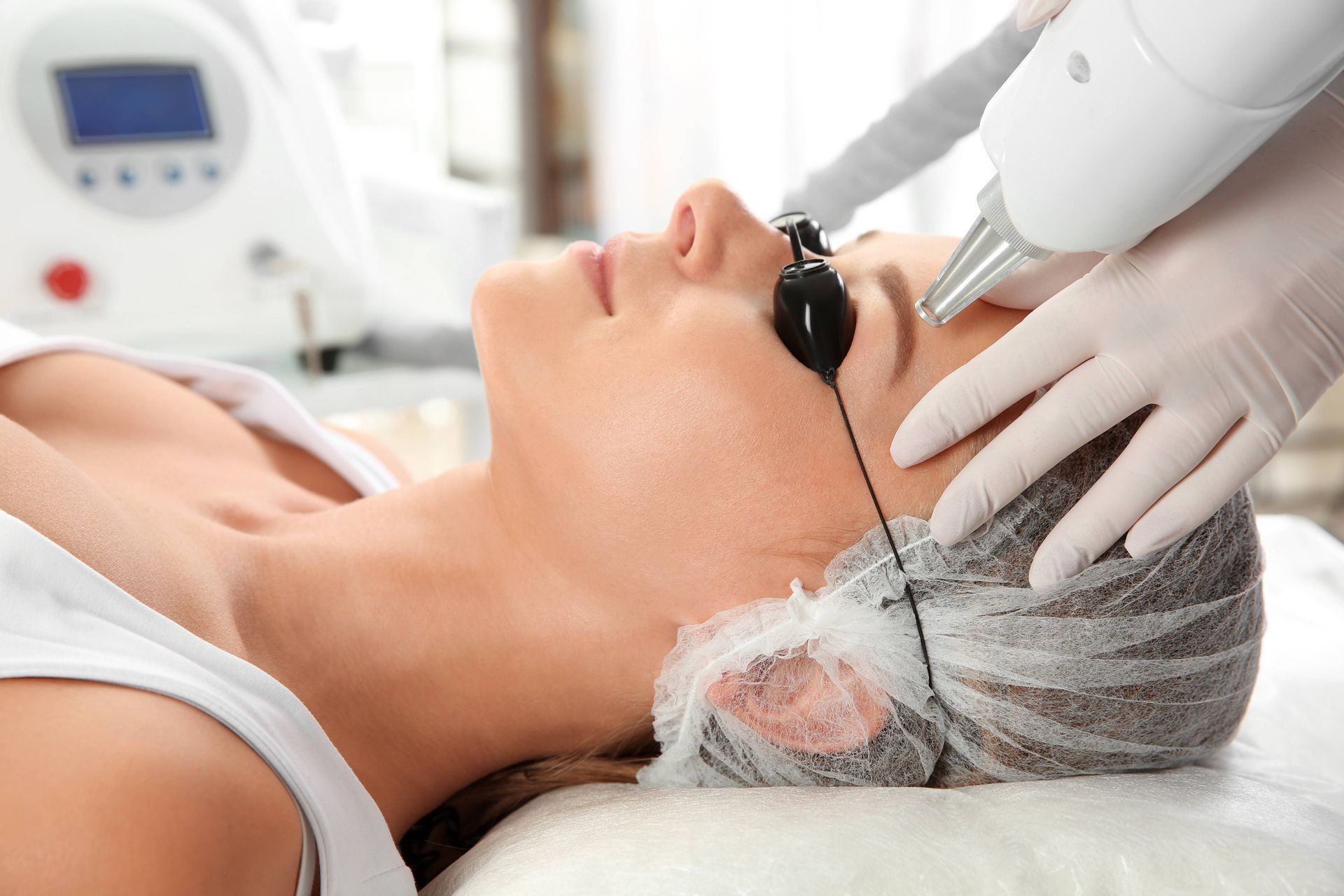 A laser microblading removal session in progress near Lexington, KY