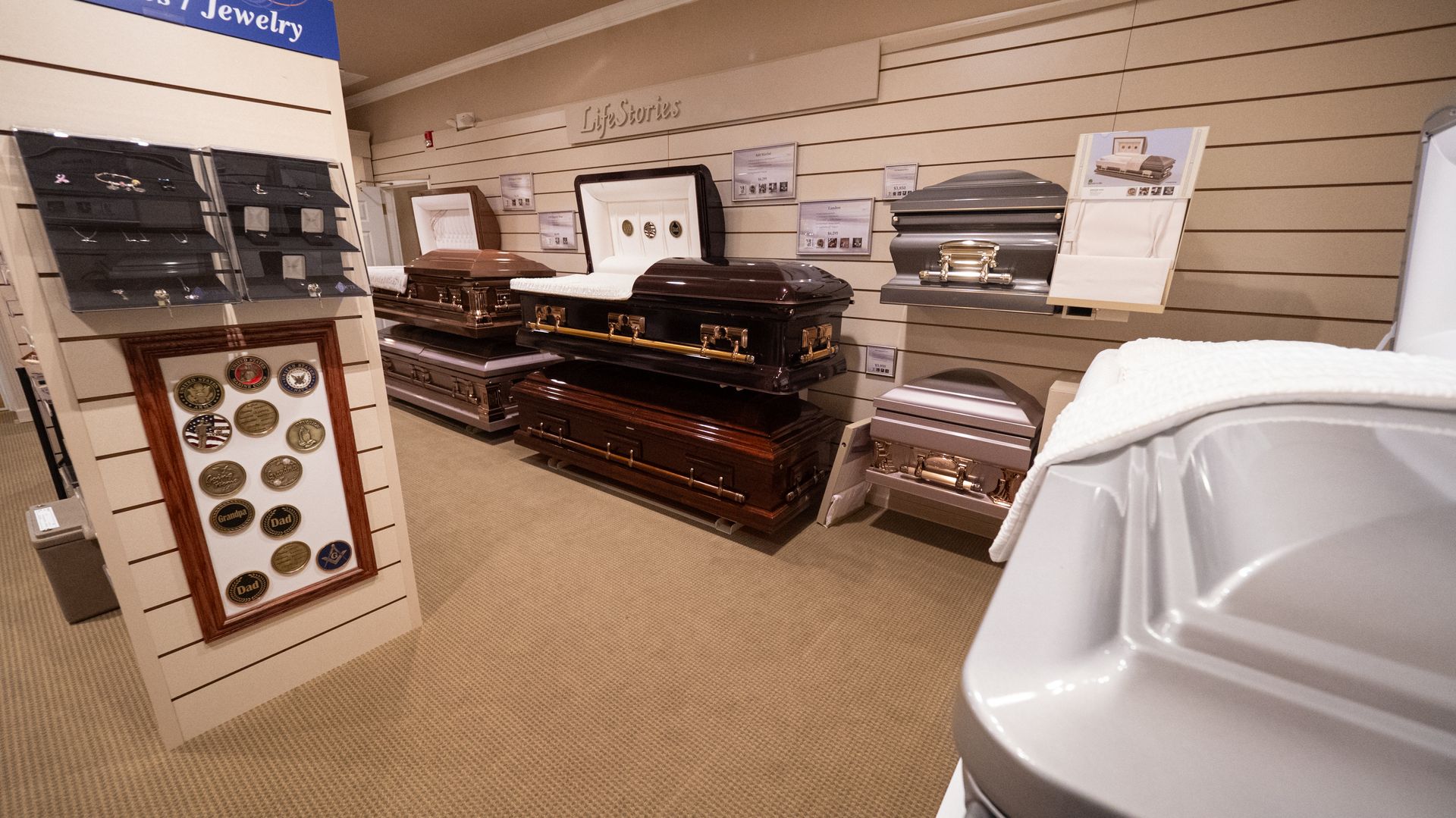 Jonesville Location Gentry Family Funeral Service