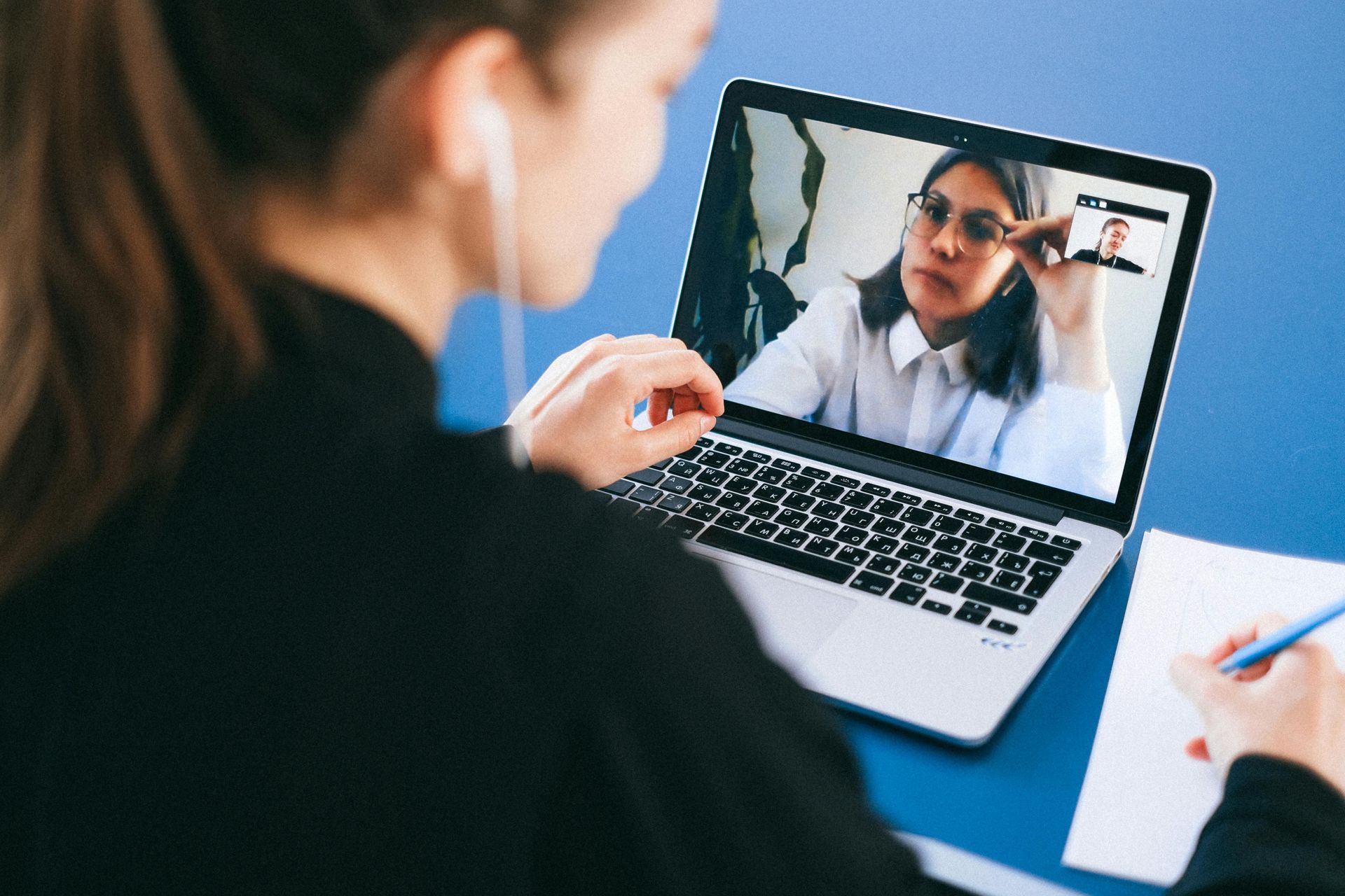 virtual meeting etiquette