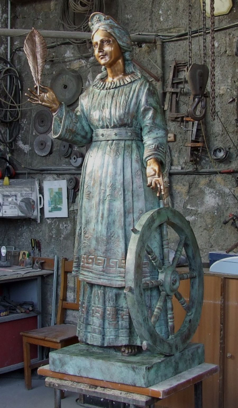 Statua in metallo
